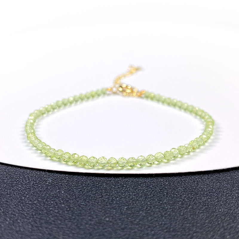 Peridot Bracelet – Dainty Green Gemstone Beaded Bracelet 2–3mm