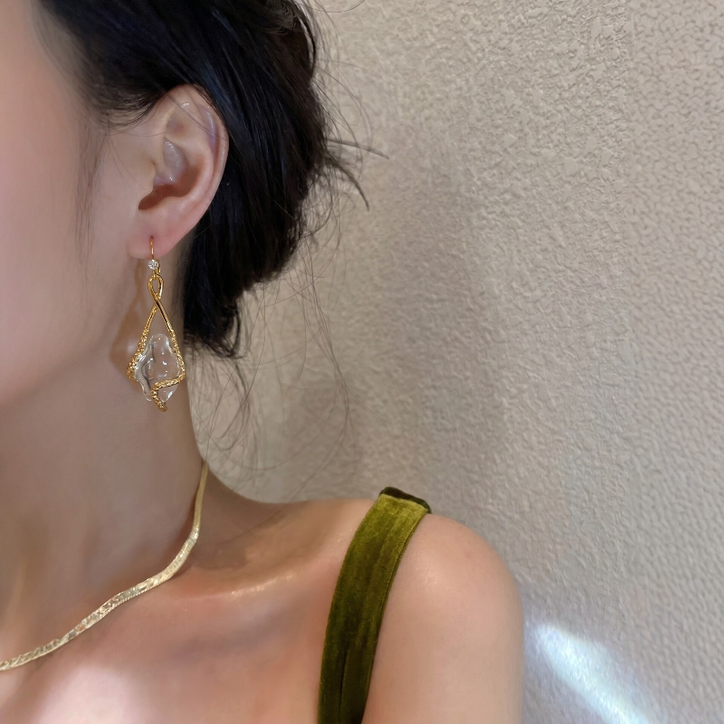WhisperCrystal™ Clear Crystal Dangle Earrings – Vintage French Luxury Jewelry